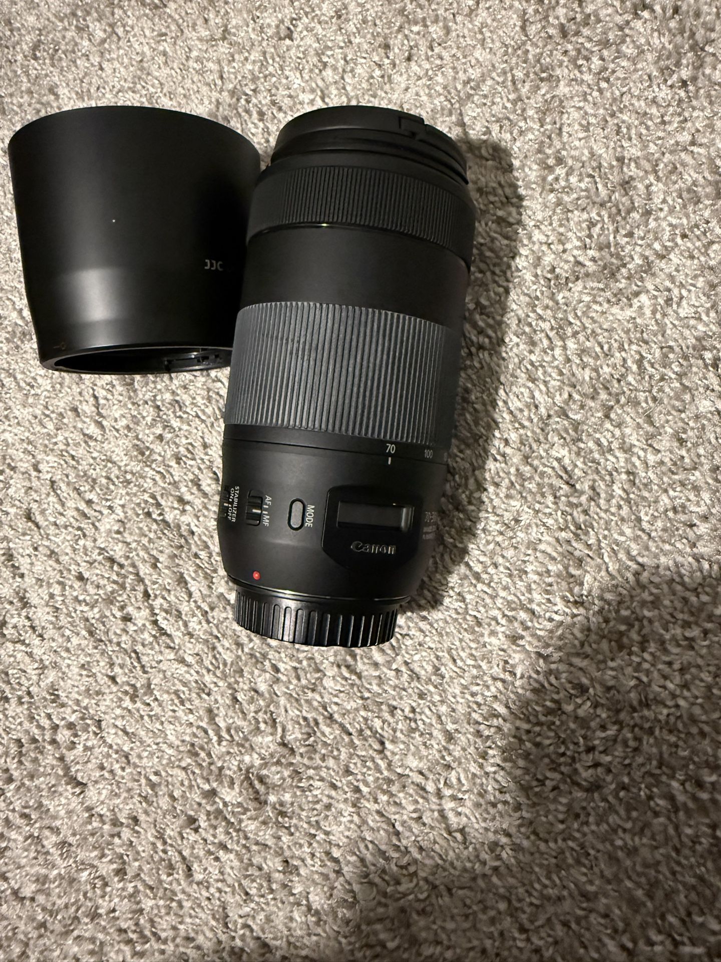 Canon EF 70-300mm f/4-5.6 IS II USM [Like new)