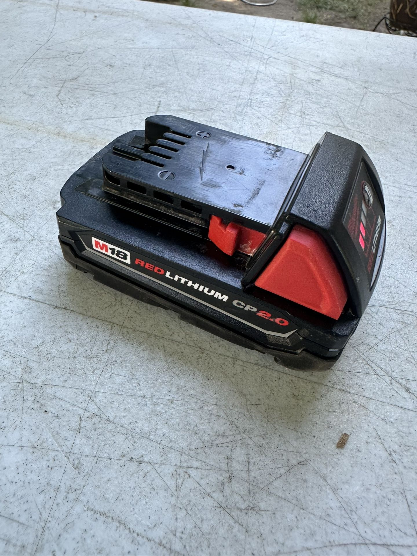 Milwaukee M18 18-Volt 2.0 Ah Lithium-Ion Compact Battery