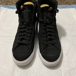 Nike Blazer Mid 77 Suede ( Size 9)