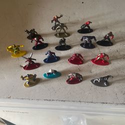 17 Action Figures Metal