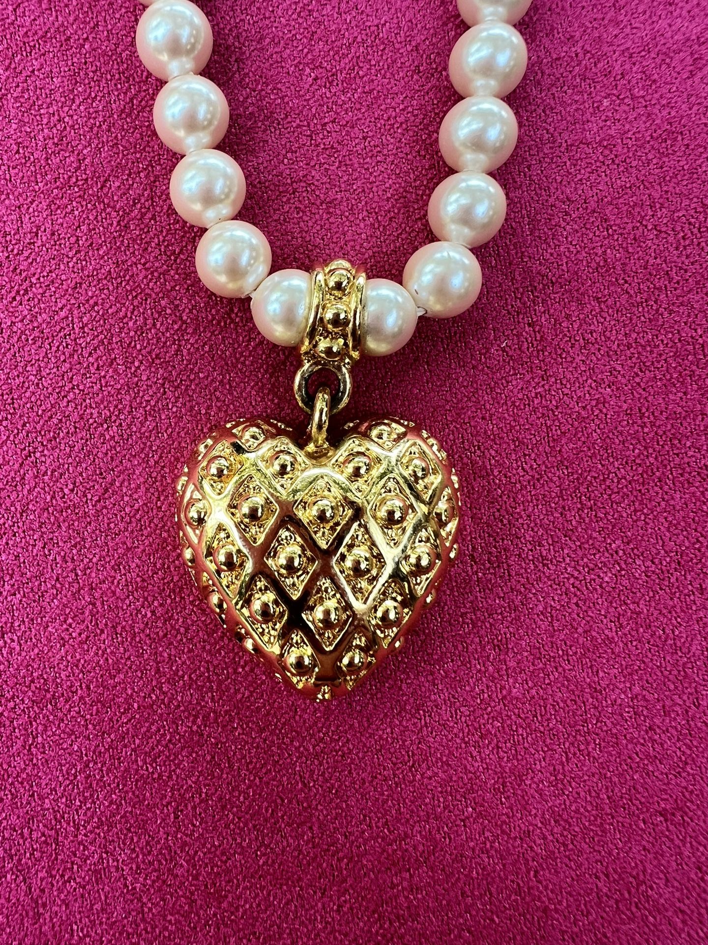 Rare Find - Vintage MONET Heart & Pink Pearls Necklace