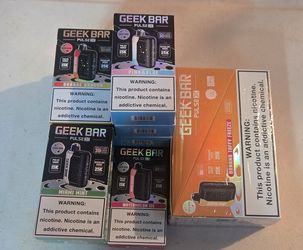 GEEK BAR