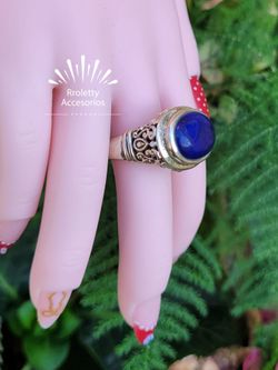 Sterlimg Silver Ring with Oval Lapislazuli Stone