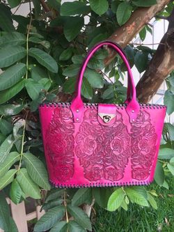 Bolsas de piel 👜 $80