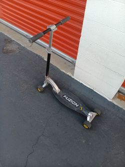 Fuzion NX Scooter
