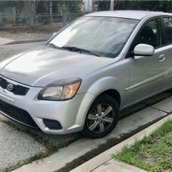 Kia rio ECO ( ⛽️ economic)