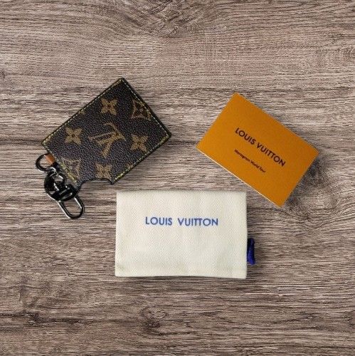 Louis Vuitton Chocolate Bar Keychain 