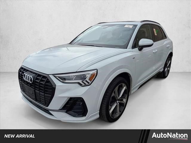 2022 Audi Q3