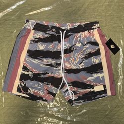 Darc Sport Tiger Reeves Shorts - Size M