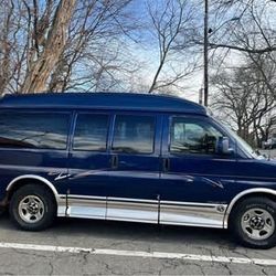 GMC Savana Conversion Van