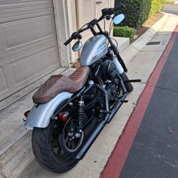 2020 Harley-Davidson  Sportster 1200 IRON