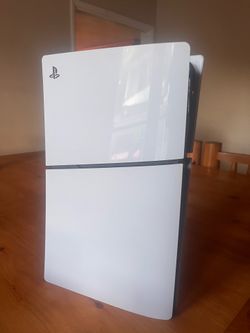 Digital PS5 with controller