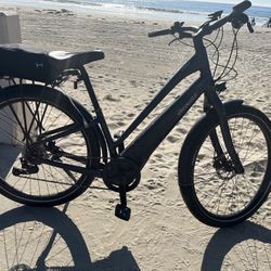 Specialized Como Electric Bike 