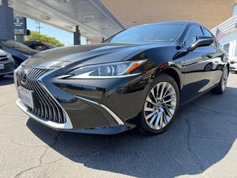 2019 Lexus ES