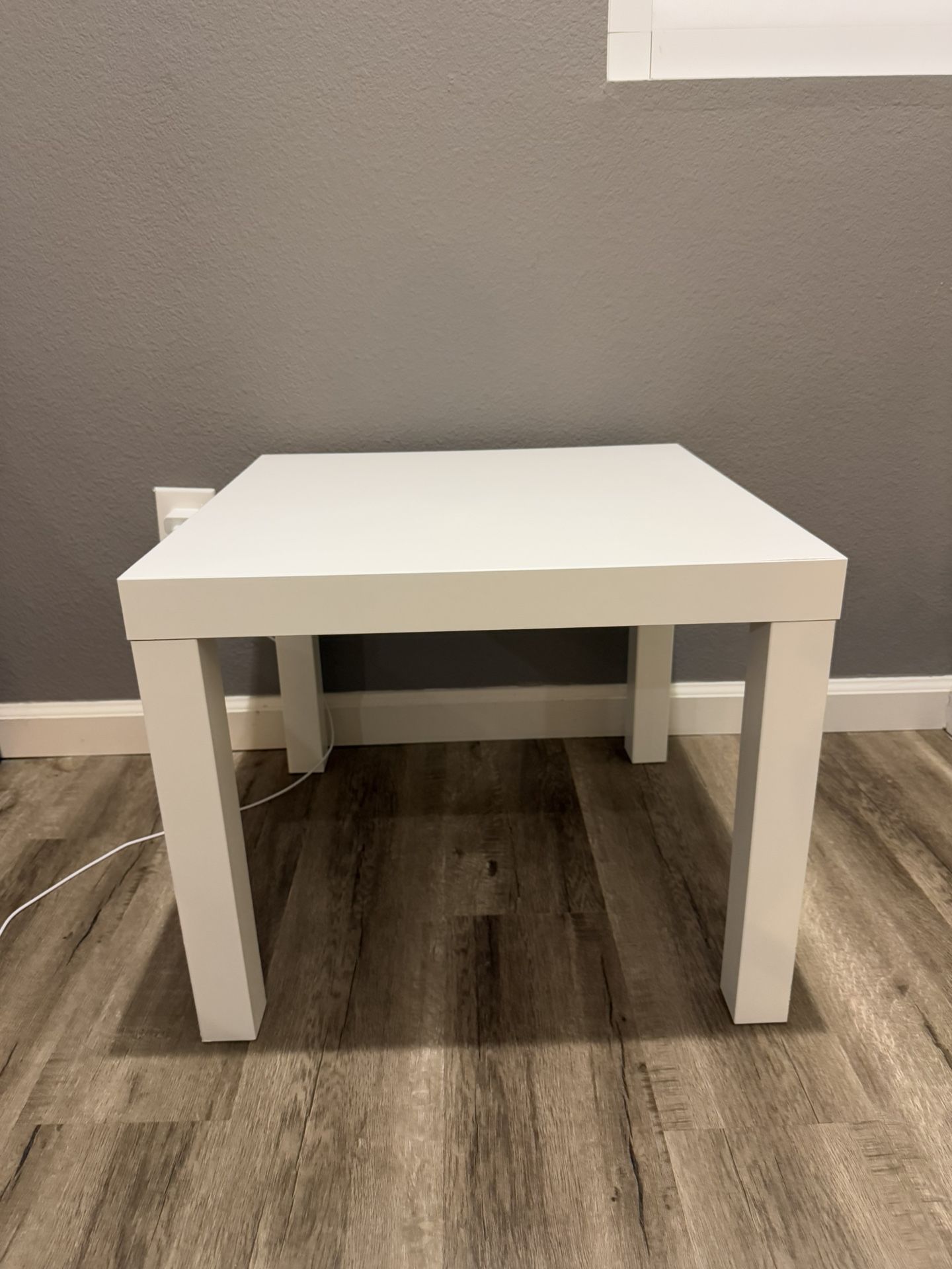 Side Table/ Nightstand