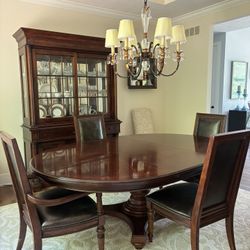 Thomasville Dining Room Set