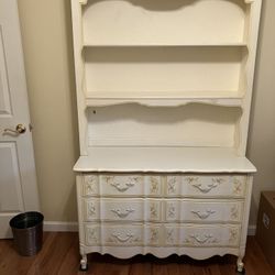 French Provincial Bedroom Set!