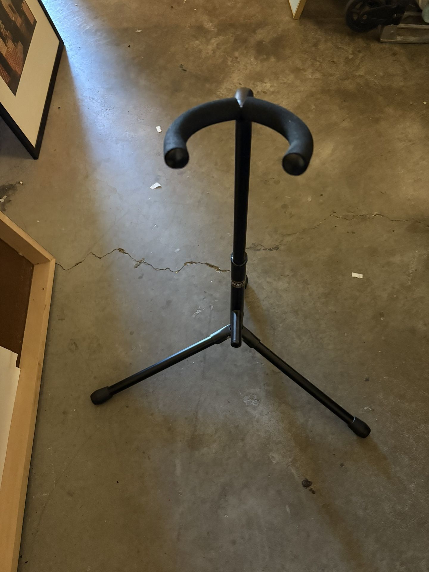 Guitar Stand