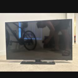 40” Insignia Tv