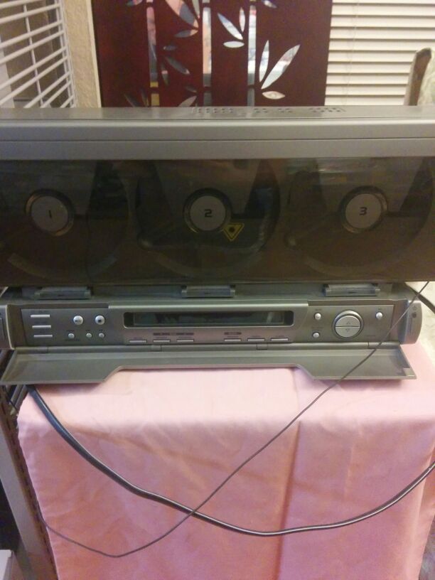 Sharper image 3 disc cd player