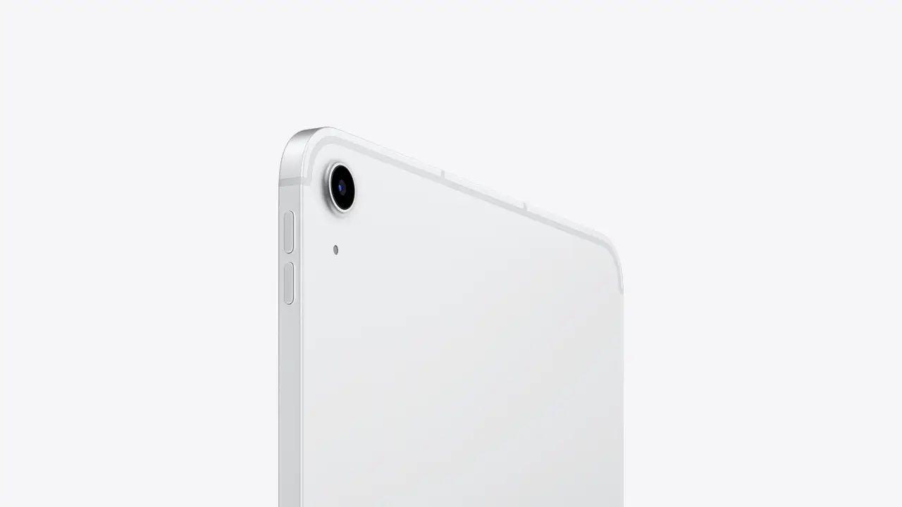 美品　iPad(A16) 128GB Wi-Fi+Cellular版 シルバー Brand New iPad – A16 Wi Fi + Cellular, 128GB, Silver – Sealed in Box