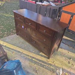 7 Drawer Dresser