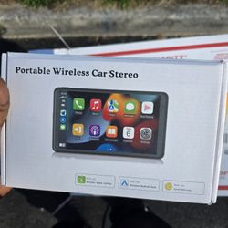 Wireless Apple CarPlay & Android Auto 7" Portable Screen + Backup Camera