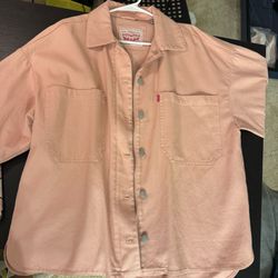 ✅Used Levi’s women’s trucker jacket size L