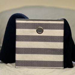 Fabric box Of Black Clothes & Towel
