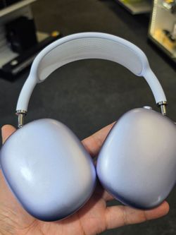 Apple Airpods Max Gen 2. ASK FOR RYAN. #4(contact info removed)951-01