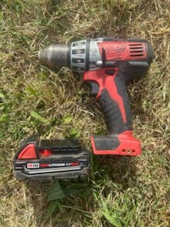 Milwaukee M18 Drill 12vJig Saw M18Grinder