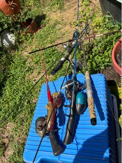 Ten Rod and Reels.  $20 for all.     South Austin.