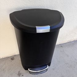 Black Trash Can 
