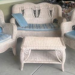 Wicker rattan patio furniture