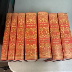 Harry Potter Gryffinder Edition Book Set 1-7 w/Custom Designed Art Book Cover