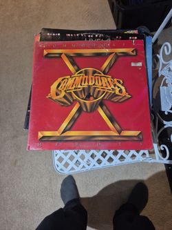 COMMODORES VINYL 