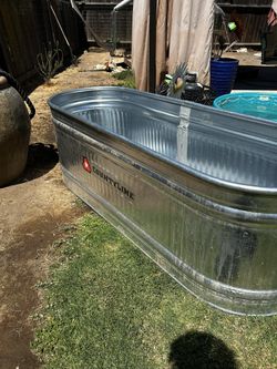 Metal Country Line tub