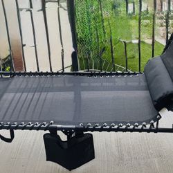 Portable Reclining Chaise Lounge Chair - As Good As New