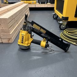 DeWalt Pneumatic Framing Nailer