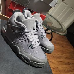 Jordan 4