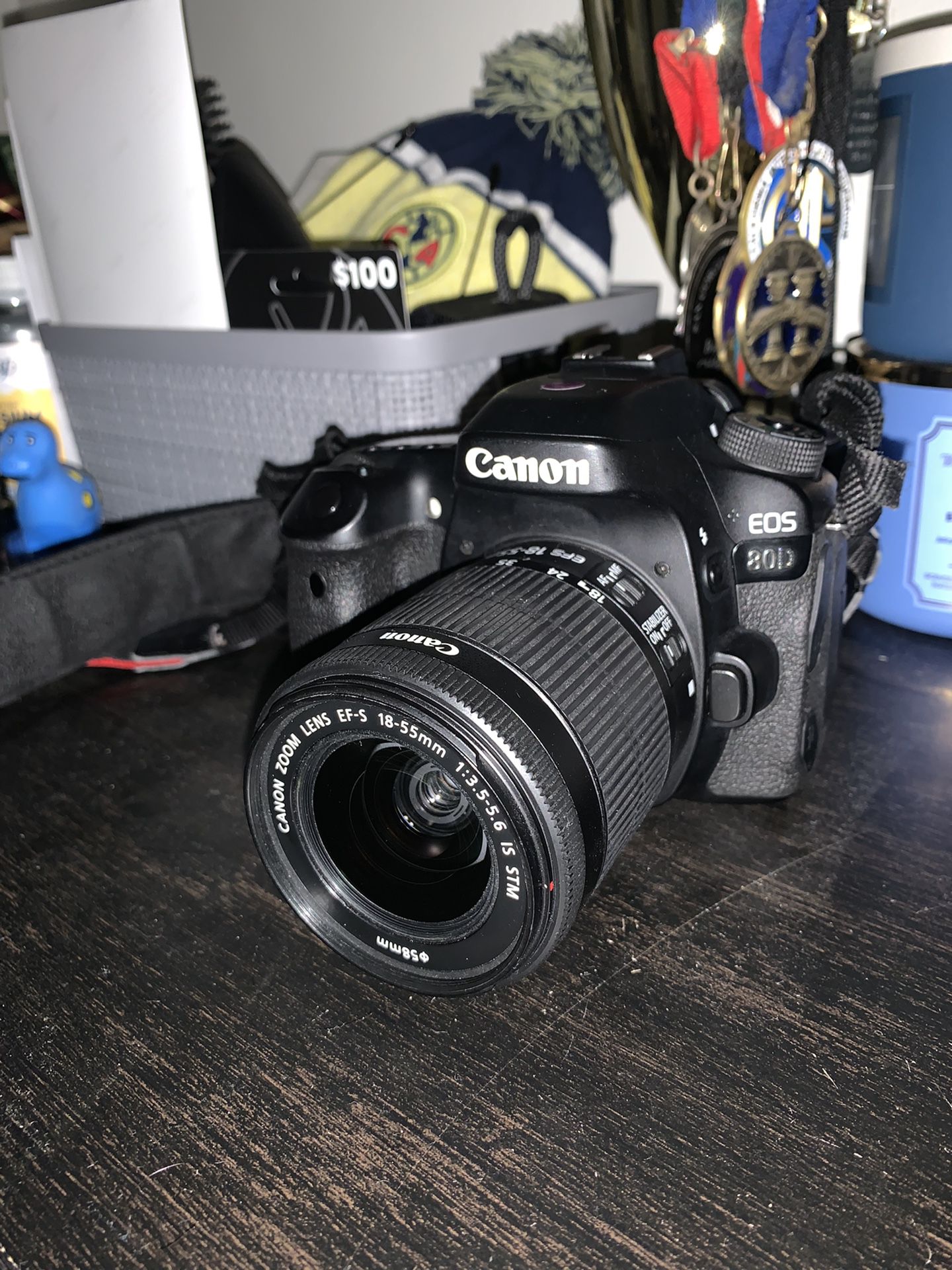 Canon EOS 80D with 18-55mm Lense New!