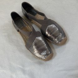 Tory Burch Size 9 Silver Espadrilles  Sandals Flats Shoes