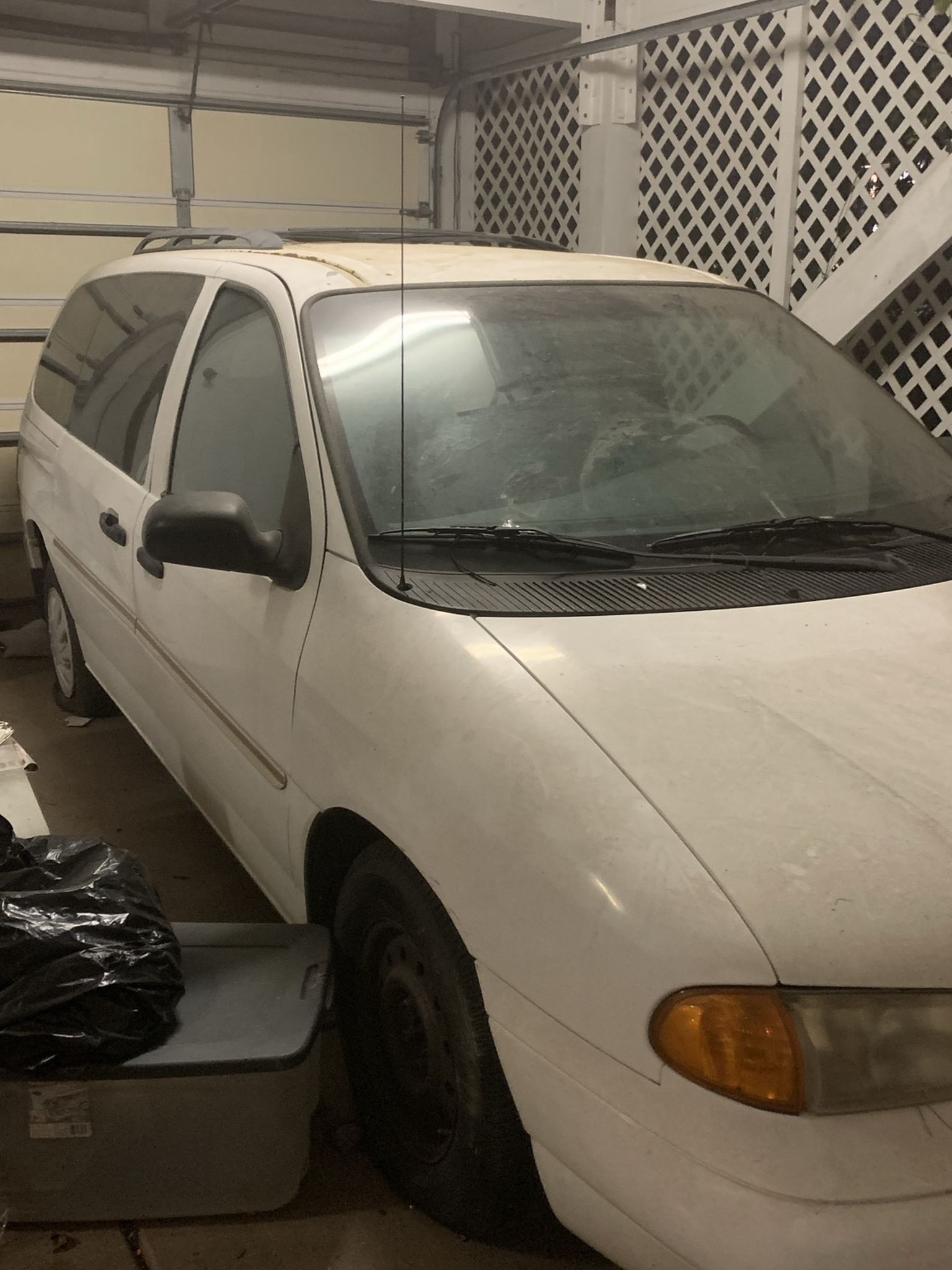 1996 Wind star 138,000 Miles