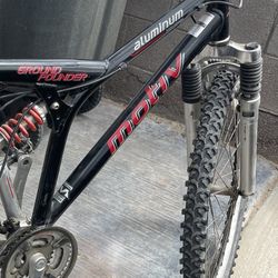 Bike 24” Excelent Condition $50 Dlls
