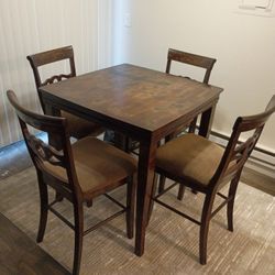 Dinning Room Table And Chairs