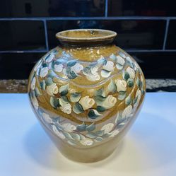 Lovely Vintage Studio Art Pottery Hand Painted Vase 
