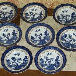8 BOOTHS CHINA REAL OLD WILLOW PATTERN A 8025 5 3/4" SAUCER MADE IN ENGLAND