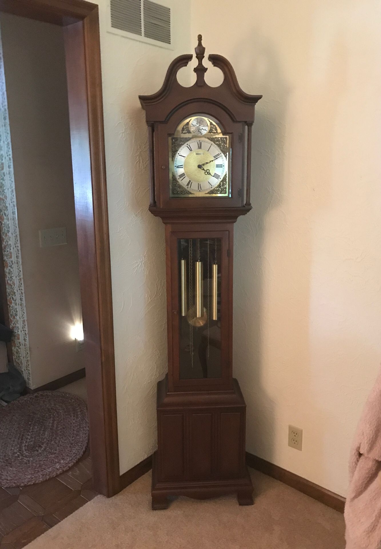 Beautiful Barwick grandfather clock