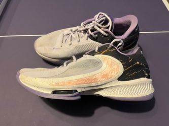Nike Zoom Freak Basketball Sneakers 9.5