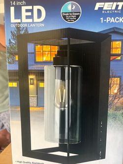 Outdoor lantern